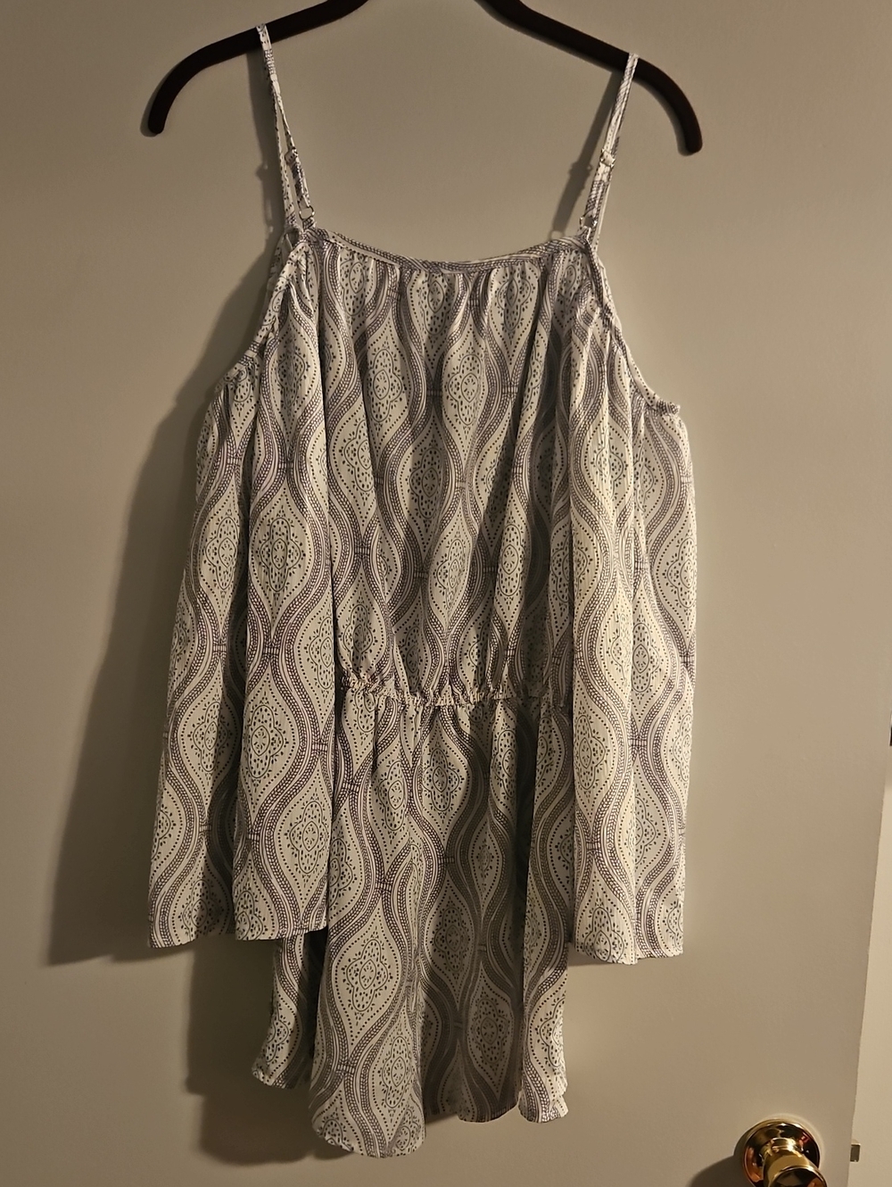 Boho, Patterned Cold-Shoulder Romper - Picture 5 of 6